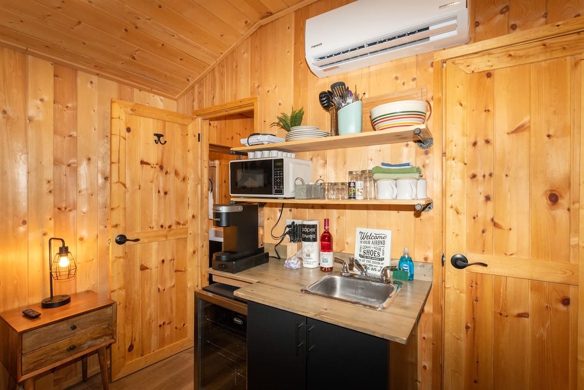 Little Bear Micro Cabin photo 3